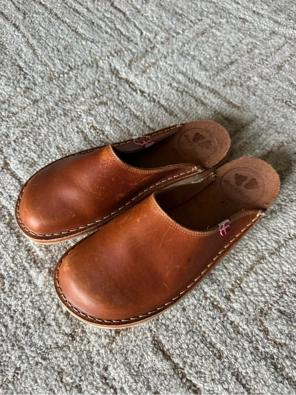 Duckfeet blavand slip on clog in brown leather. Size 41.